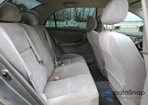 2006 Toyota Corolla Ce z USA, uszkodzony, nr VIN 2T1BR32E36C585597